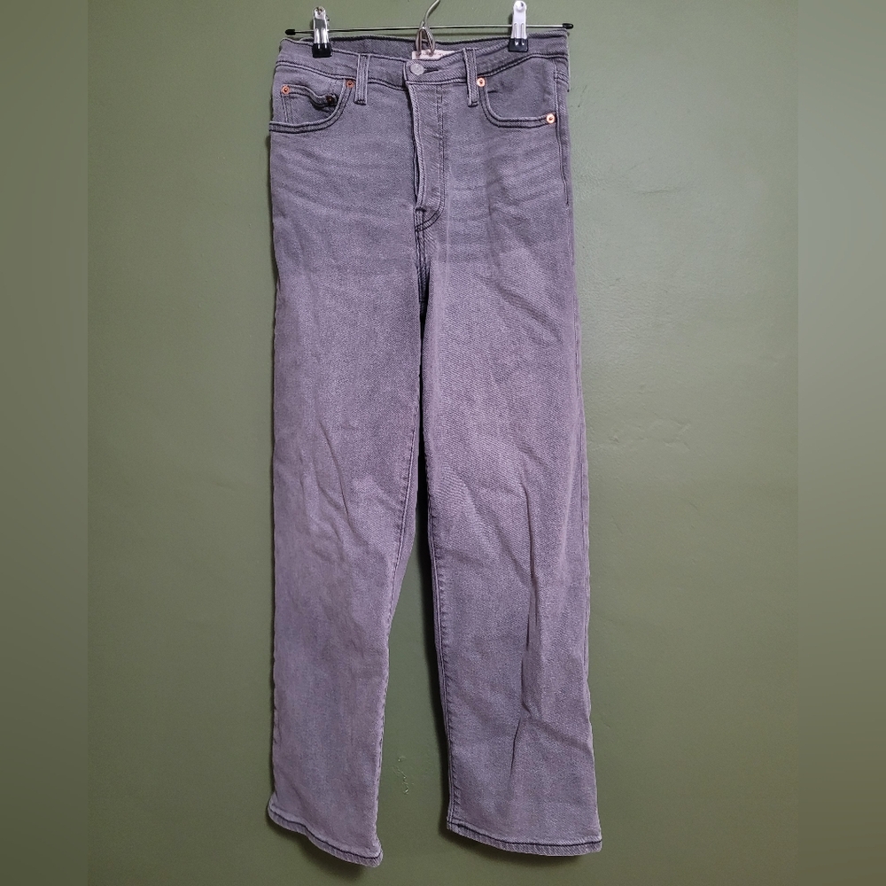 Levi’s Ribcage Straight Ankle Jeans - Size 26